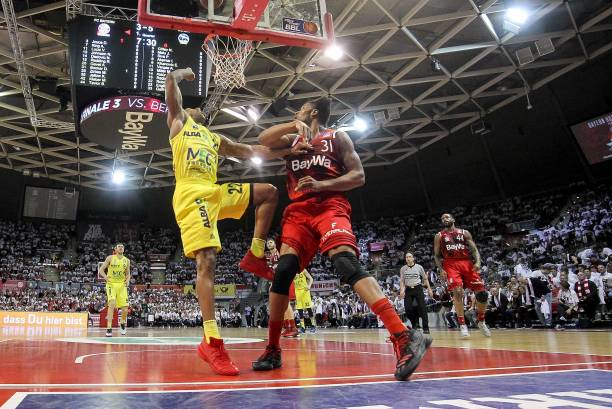 他的成功保 他的成功保