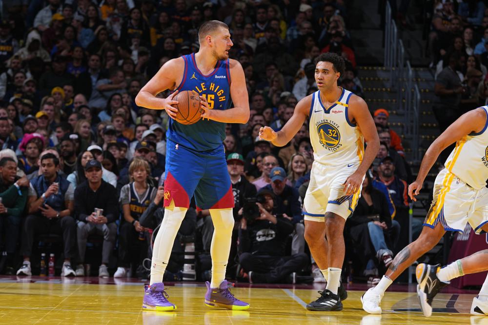 坚固的后防 坚固的后防